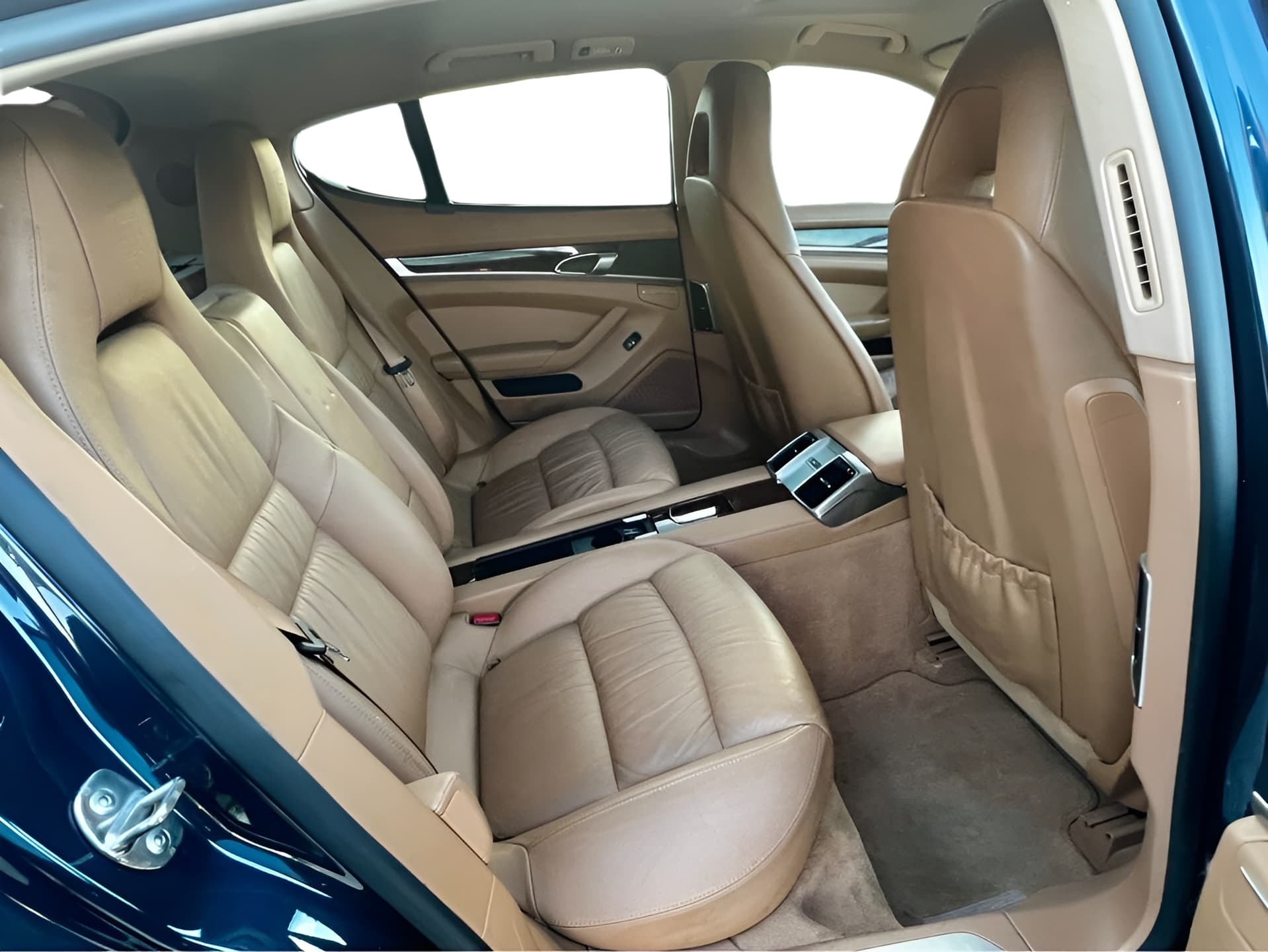 large car