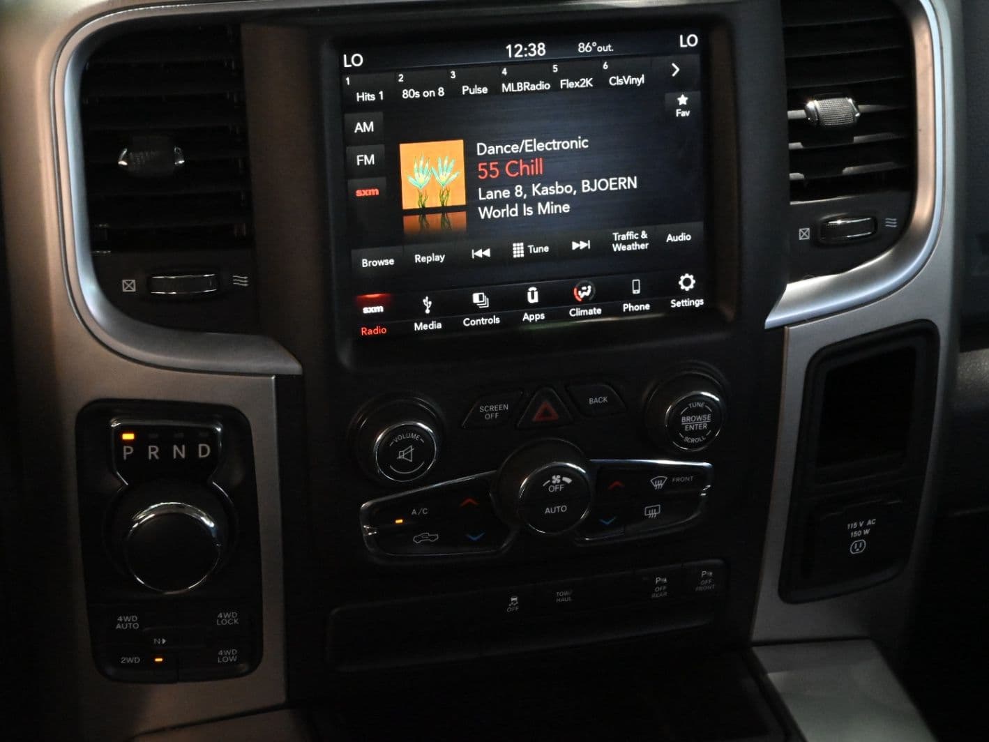 Vehicle photo