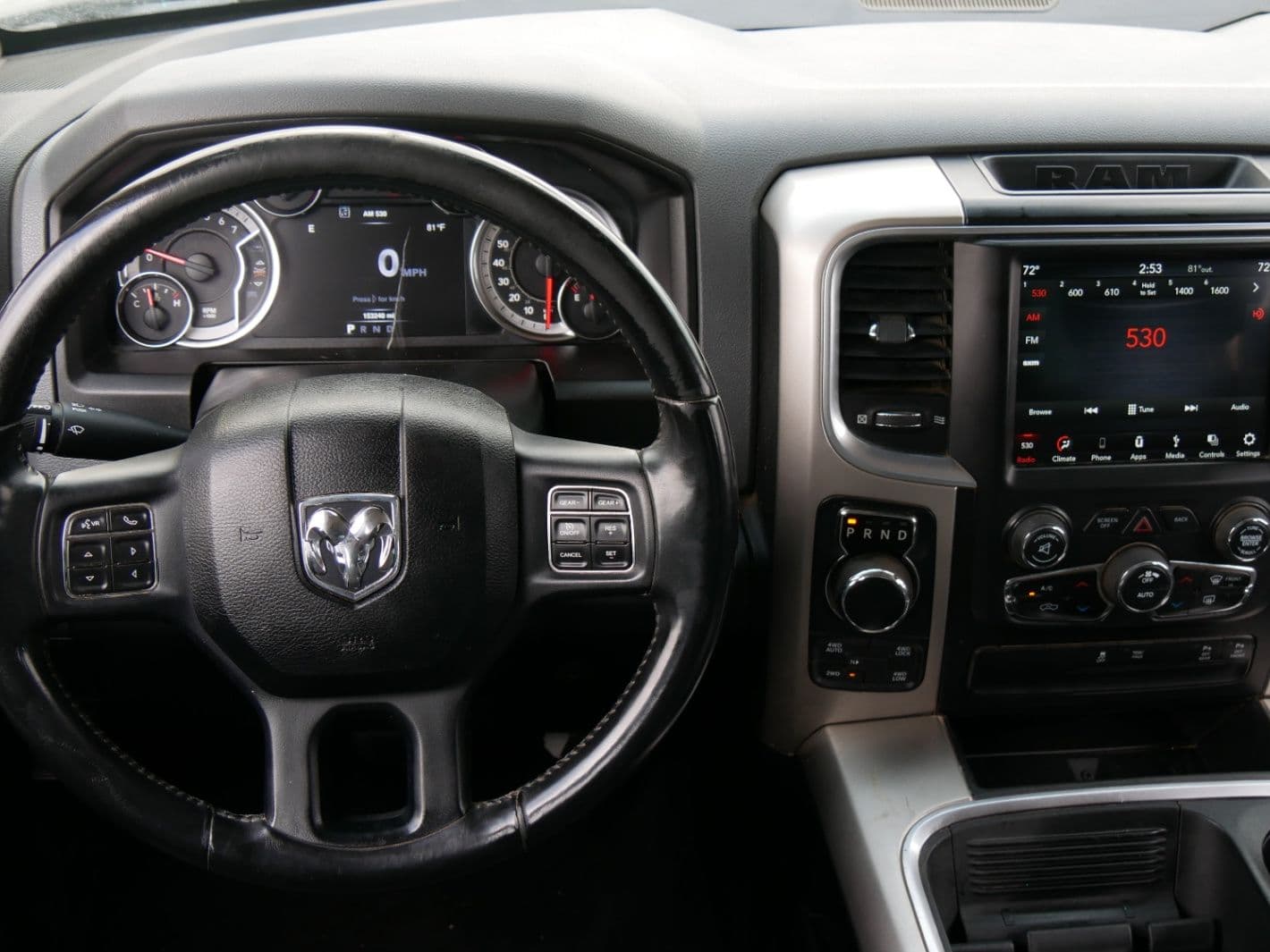 Vehicle photo