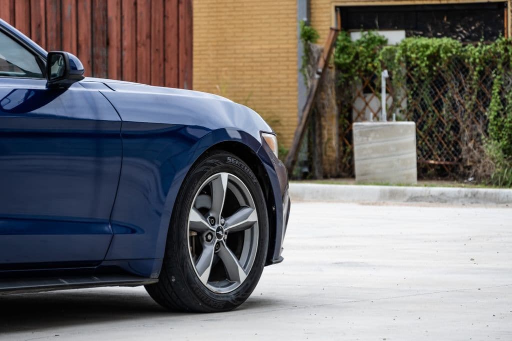 Vehicle photo