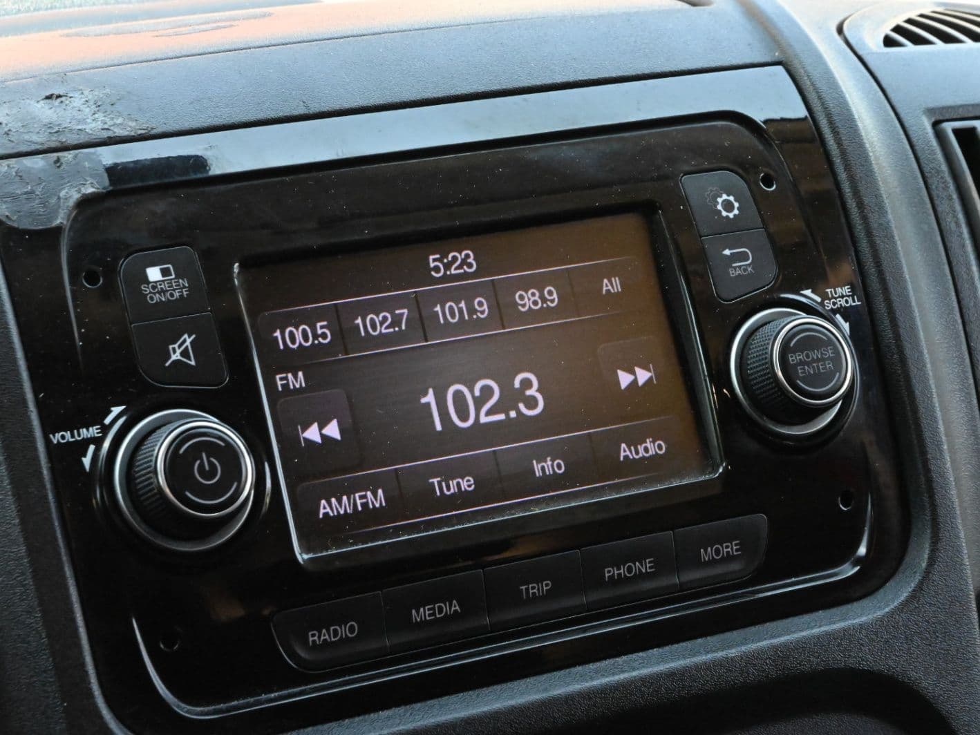 Vehicle photo