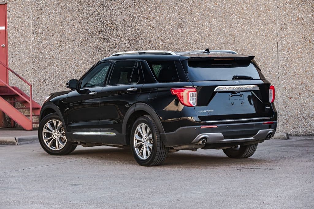 Vehicle photo