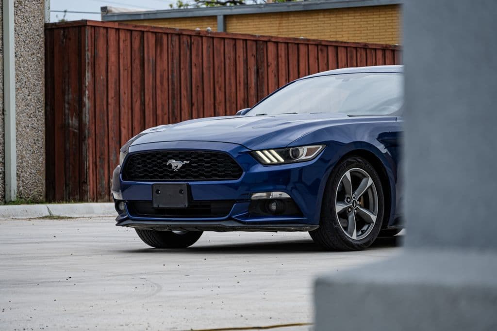 Vehicle photo